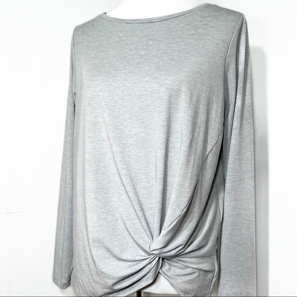 SOLD-Gap Fit Side Twist Long Sleeve Gray Tee - Picture 3 of 8